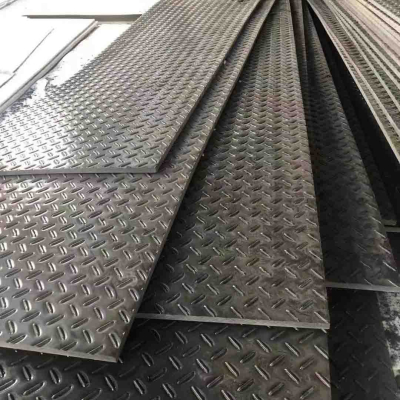 Plastic polyethylene floor protection mats